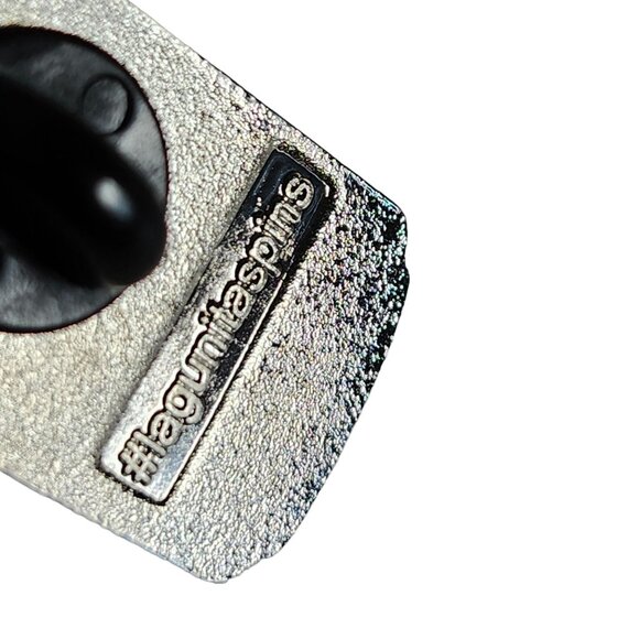 Lagunitas Brewery Super Cluster Ale Beer Can Enamel Lapel Hat Pin - Picture 3 of 3